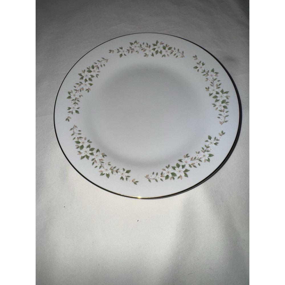 Ekco China Spring Meadow Pattern Salad Plate - 7"